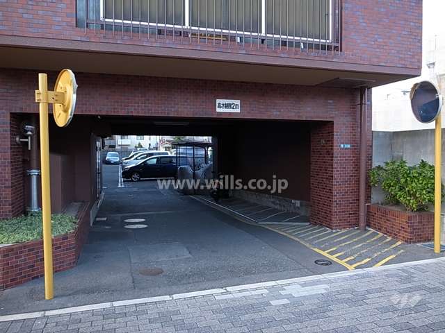 駐車場入口