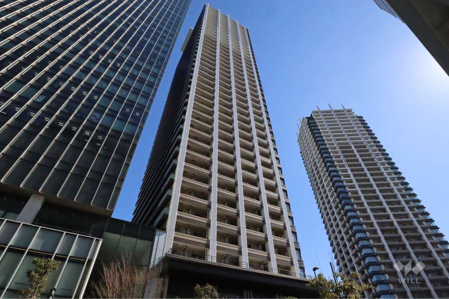 ブリリアタワーズ目黒ノースレジデンスの外観(北西側から)