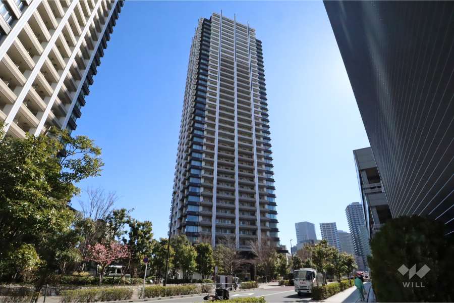 ブリリアタワーズ目黒サウスレジデンスの外観(北西側から)