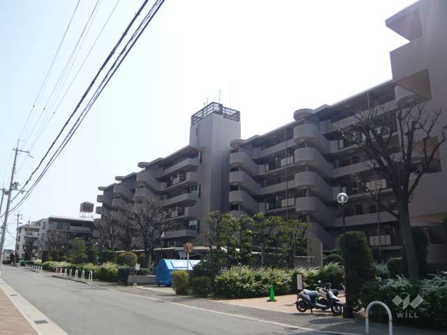 グランドメゾン新伊丹の外観（北西側から）
