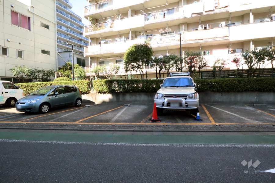 敷地内駐車場（屋外平面式）