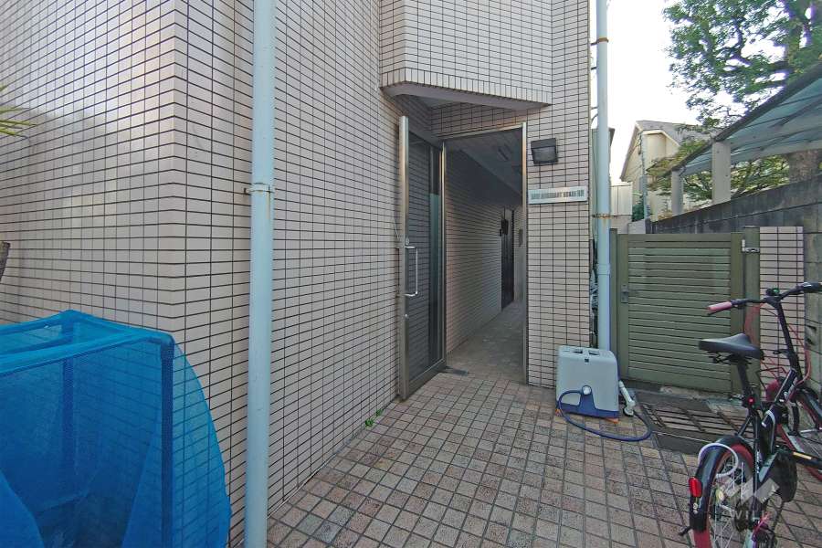 エントランスアプローチ