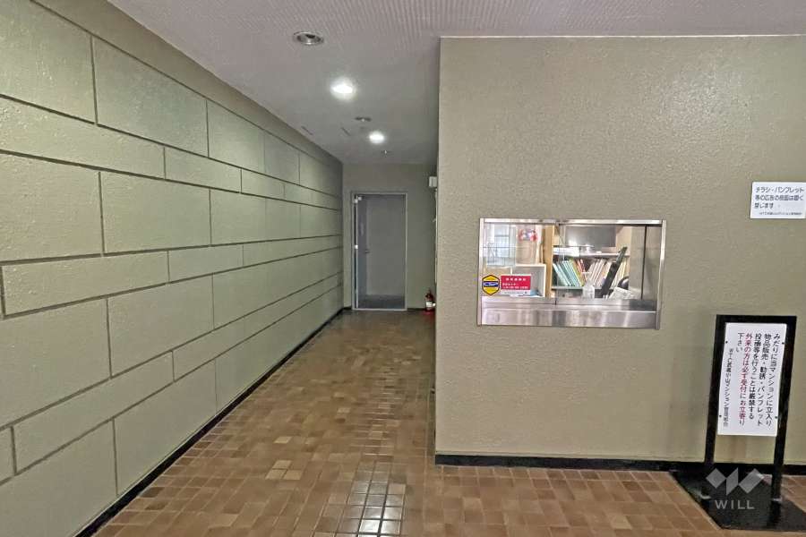 エントランスホール