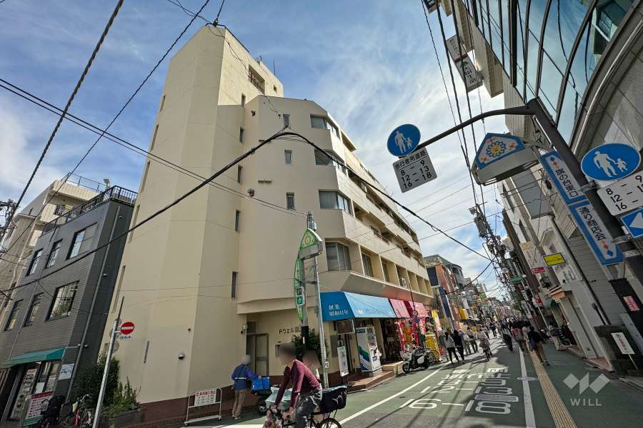 ドウエル旗の台の外観（北西側から）