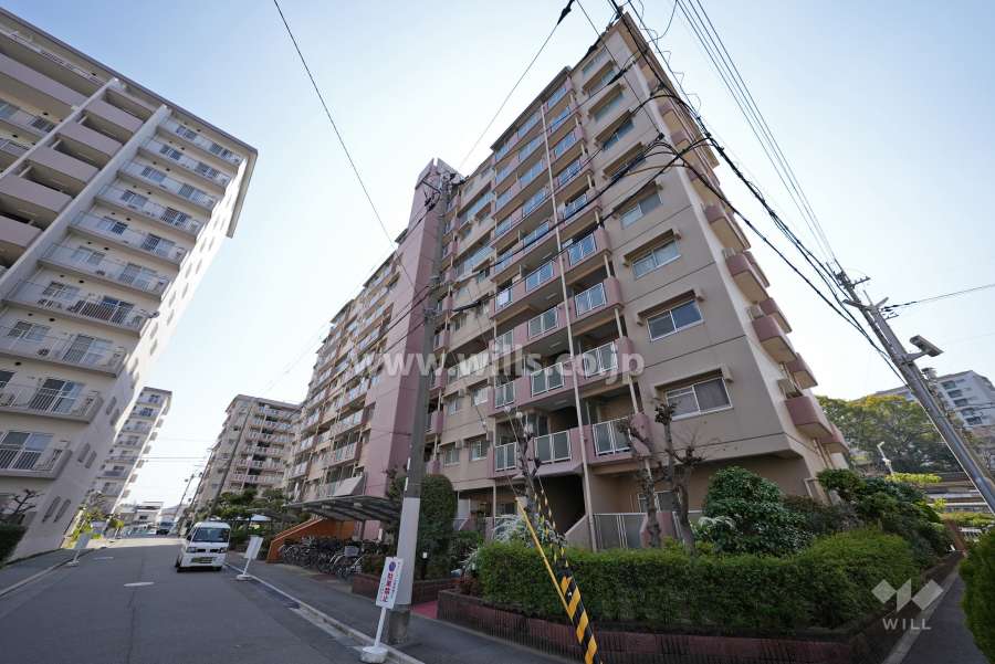 サン伊丹駅前ハイツA棟の外観（北東側から）