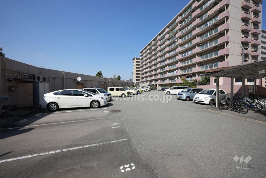 敷地内駐車場（屋外平面式）