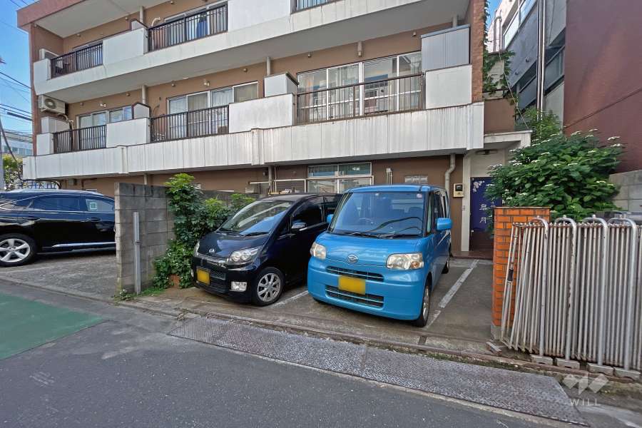 敷地内駐車場（屋内平面式）