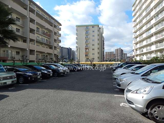 敷地内駐車場（屋外平面式）