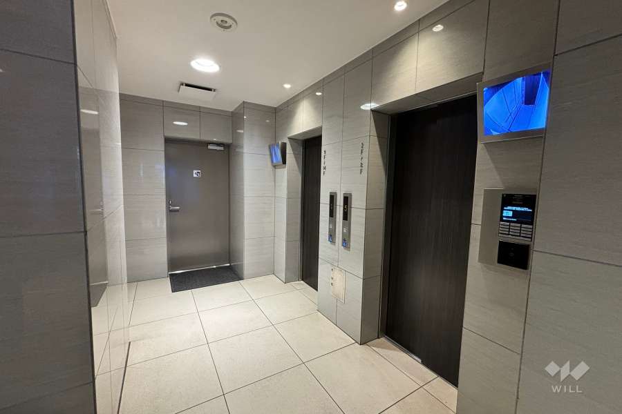 共用のエレベーター