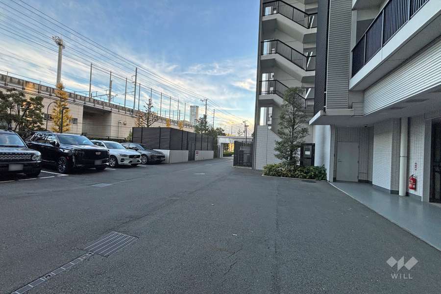 敷地内駐車場（屋外平面式）