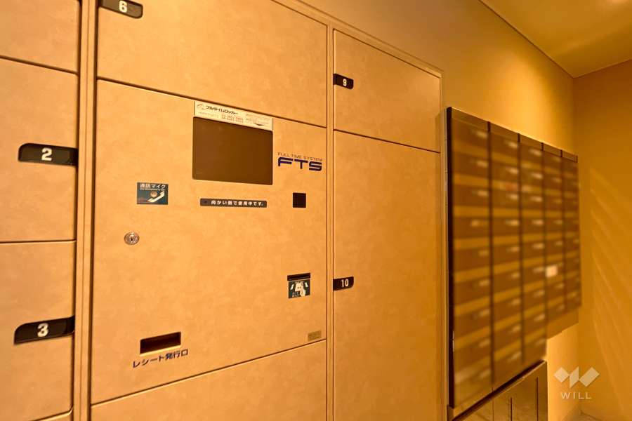 宅配ボックスと共用ポスト　