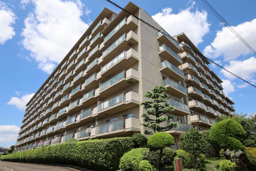 伊丹春日丘アーバンコンフォートA棟の外観（南東側から）