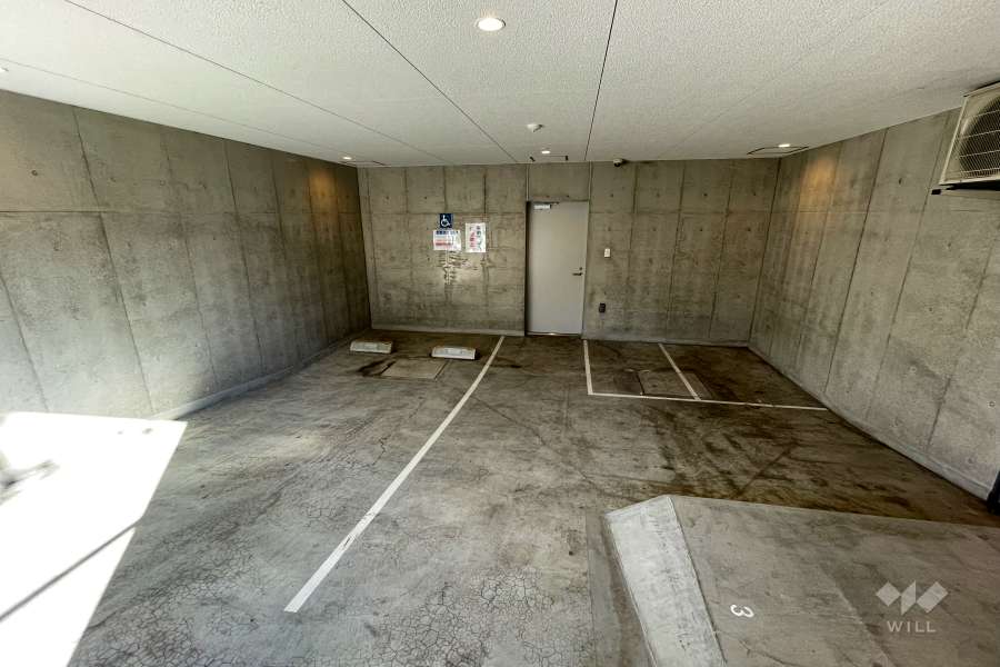 敷地内駐車場（屋内平面式）