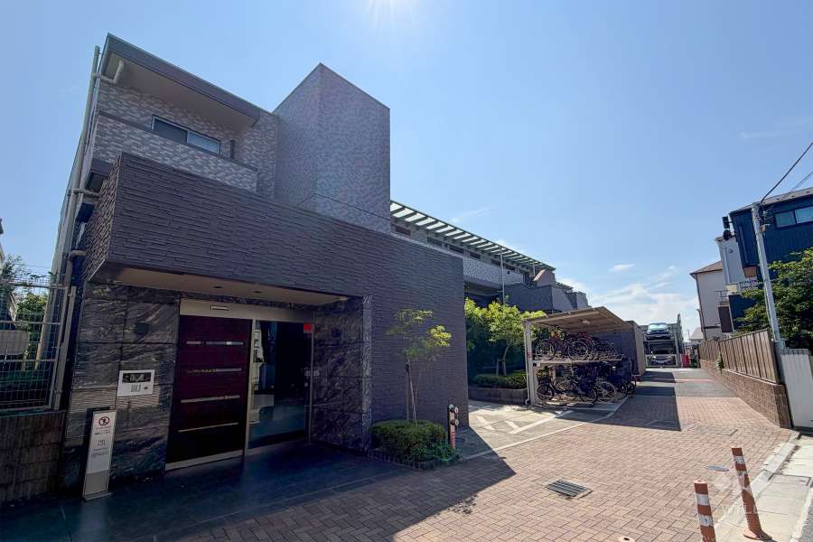 ザサンメゾン西大井金子山エルドの外観（北東側から）