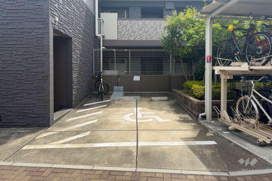 敷地内駐車場（屋外平面式）
