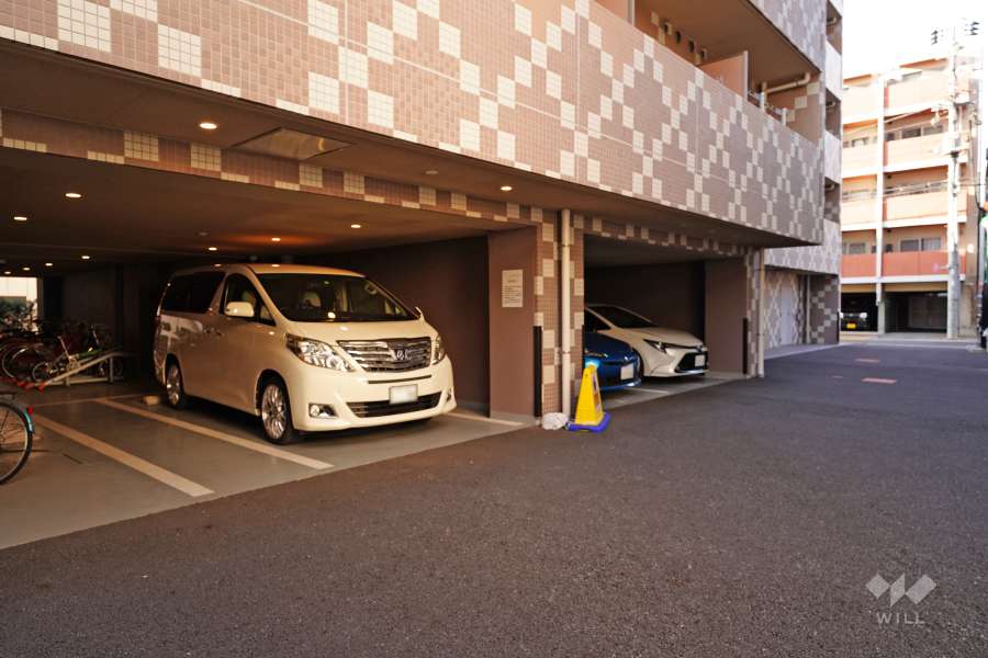 敷地内駐車場（屋内平面式）