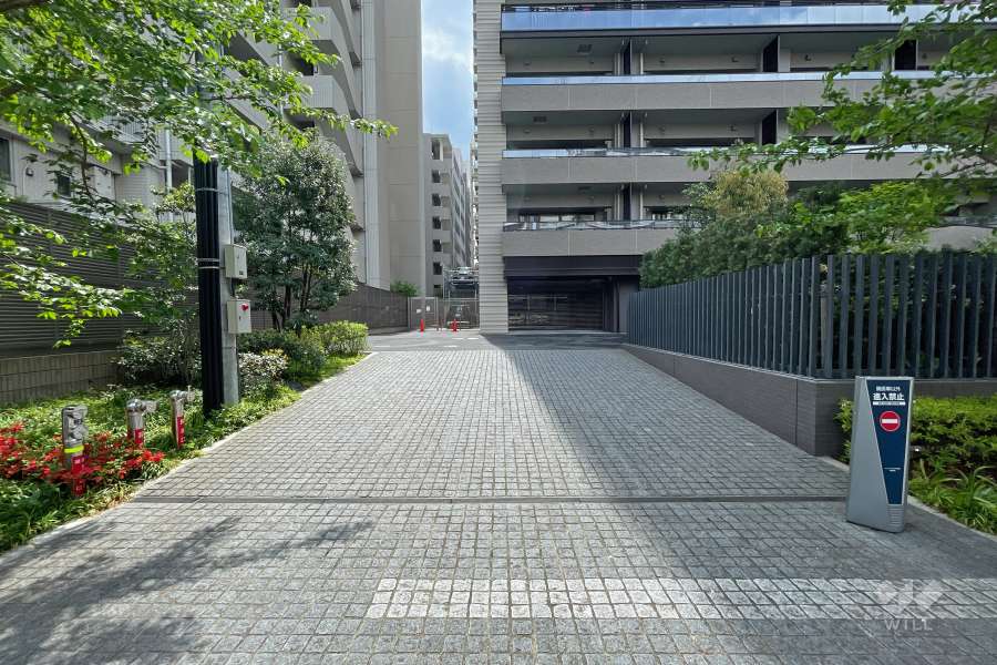 駐車場出入口