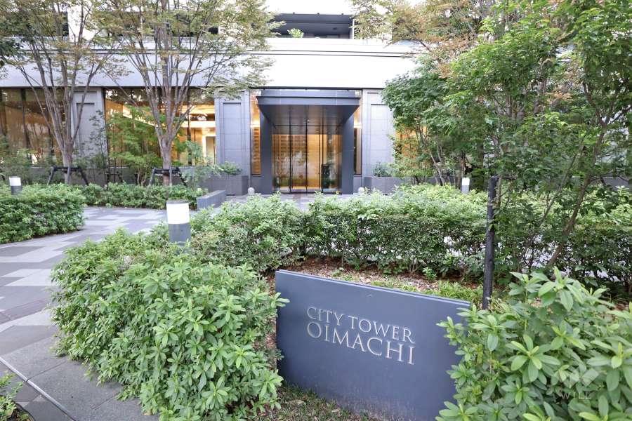 エントランスアプローチ（東側）