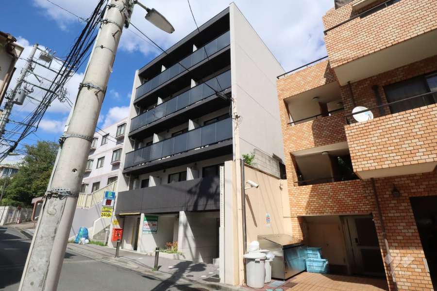 アルテシモカーロの外観(南西側から)