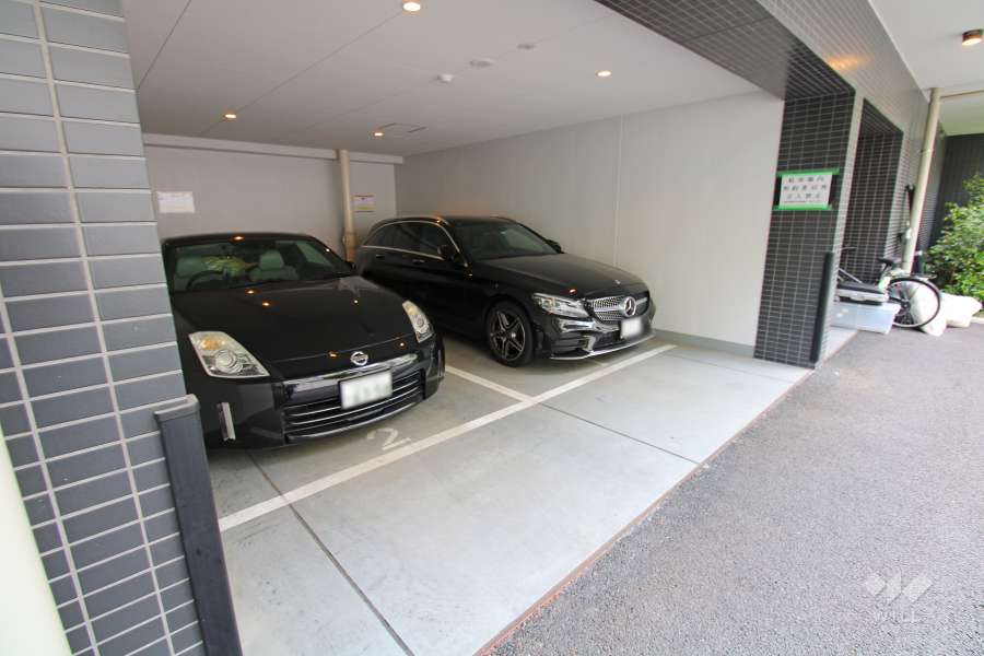 敷地内駐車場（屋内平面式）