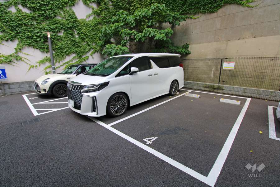 敷地内駐車場（屋外平面式）