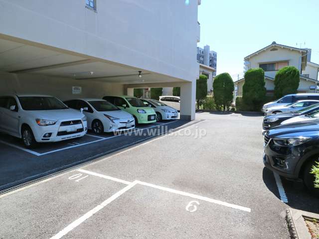 敷地内駐車場（屋内平面式・屋外平面式）