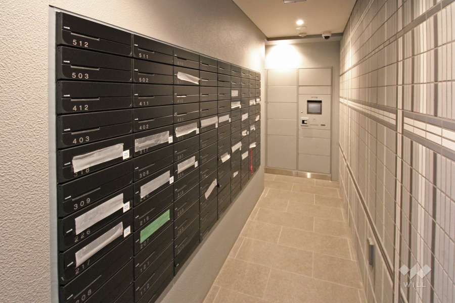 共用ポストと宅配ボックス