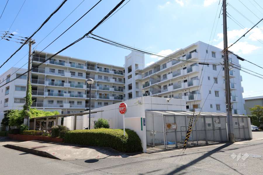 伊丹野間ダイヤハイツの外観（北東側から）