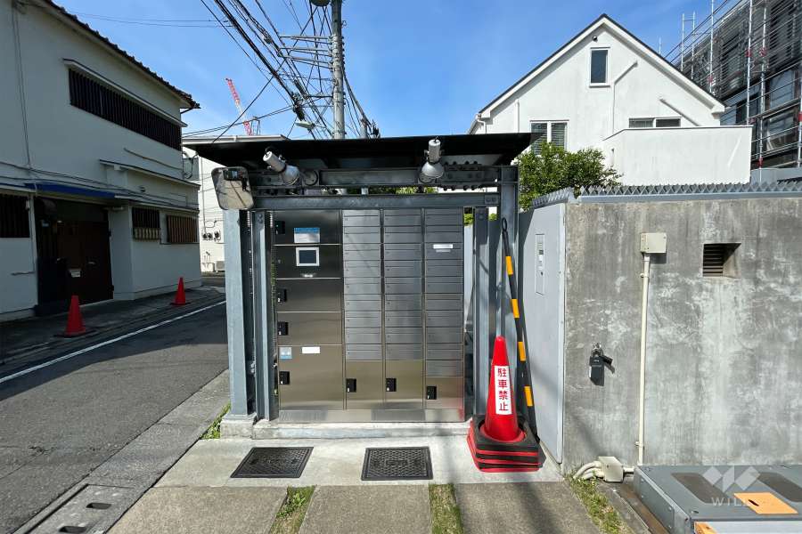 宅配ボックスと共用ポスト　