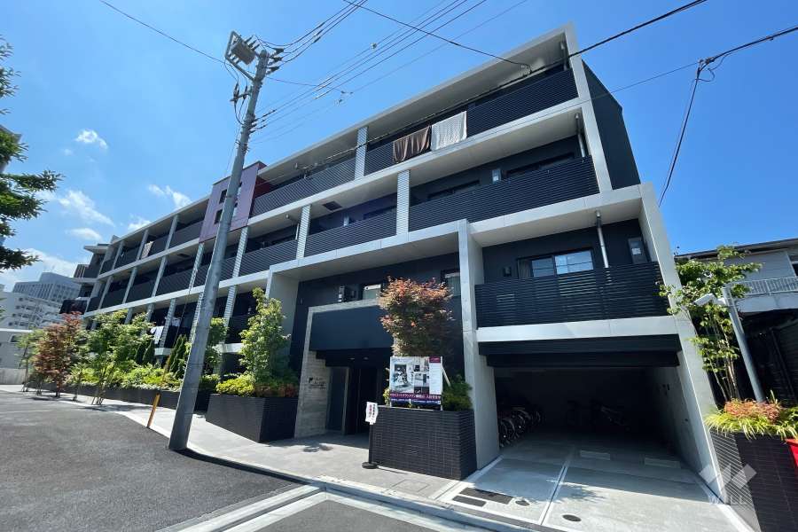 スカイコートグランメゾン御殿山の外観（南東側から）