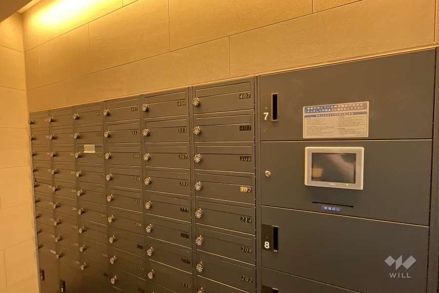 共用ポストと宅配ボックス