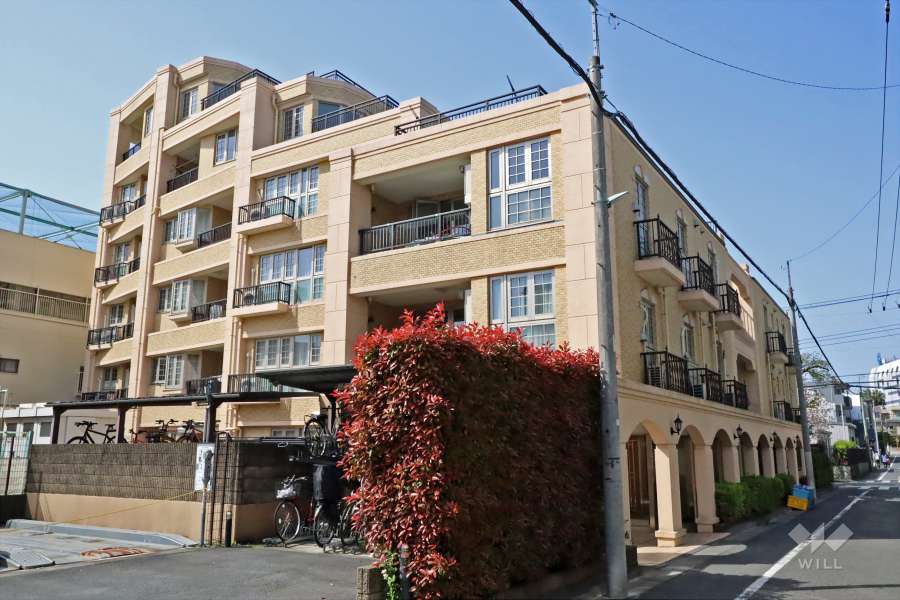 グランシティ碑文谷の外観（北東側から）