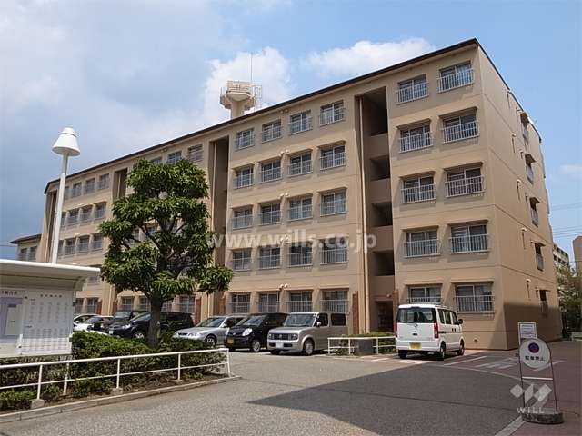 塚口ハウス2号棟の外観（南西側から）