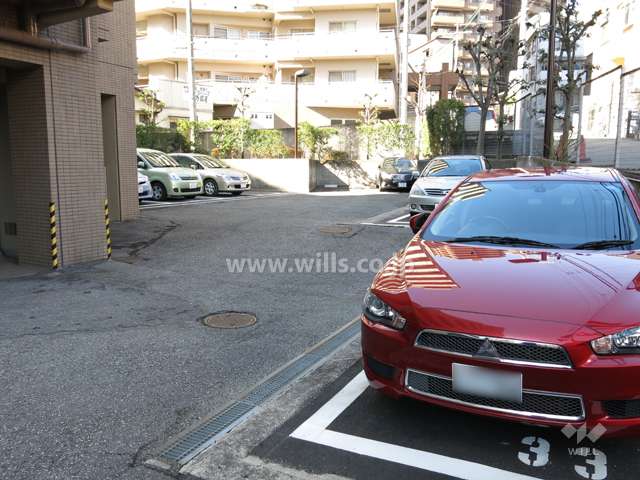 敷地内駐車場（屋外平面式）