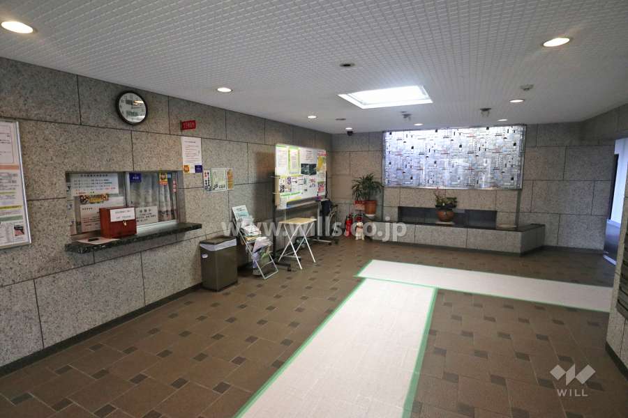 エントランスホール