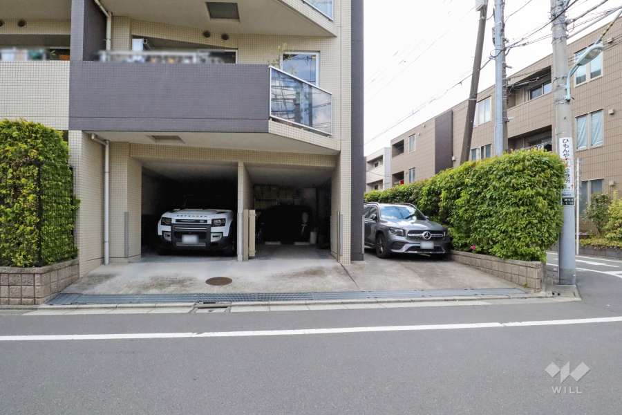 敷地内駐車場（屋内平面式・屋外平面式）