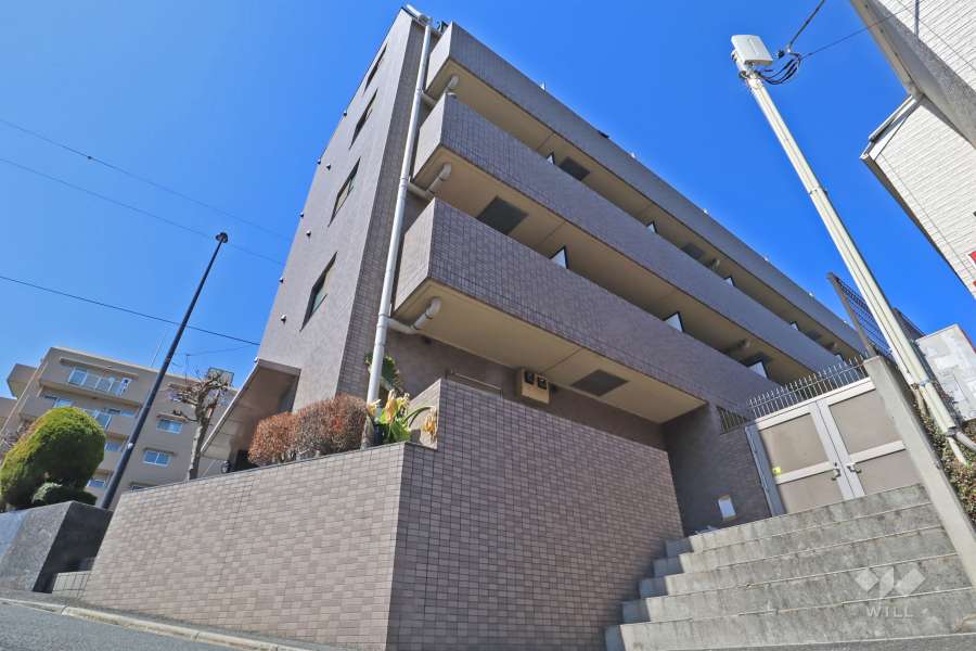 ルーブル都立大学2の外観（南東側から）