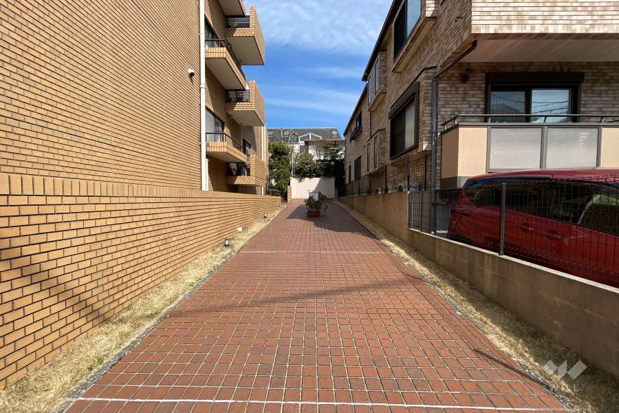 エントランスアプローチ