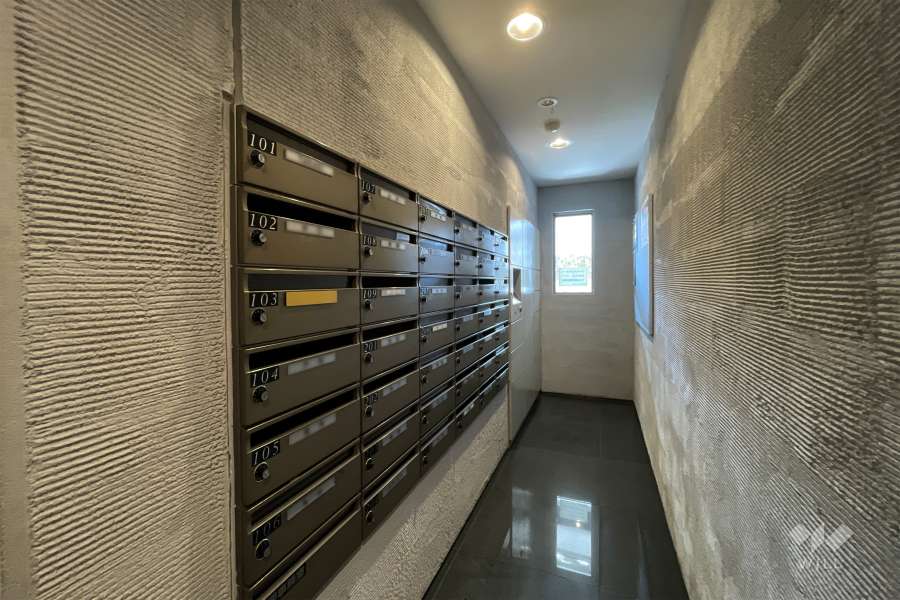 宅配ボックスと共用ポスト