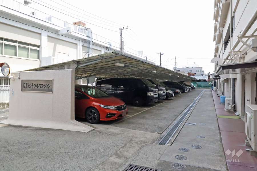 敷地内駐車場（屋外平面式）