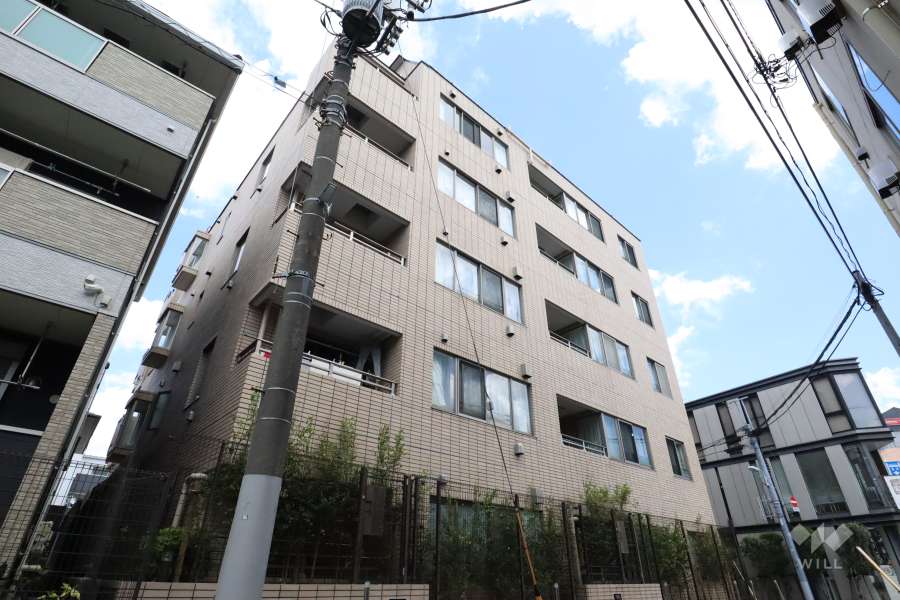 グラーサ学芸大学の外観（南西側から）