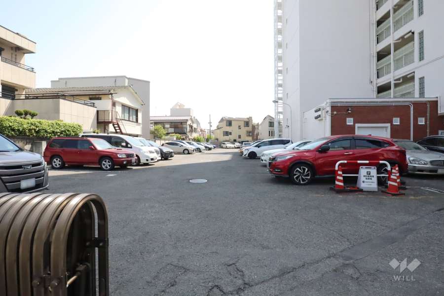 敷地内駐車場（屋外平面式）　