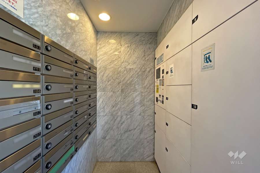 宅配ボックスと共用ポスト