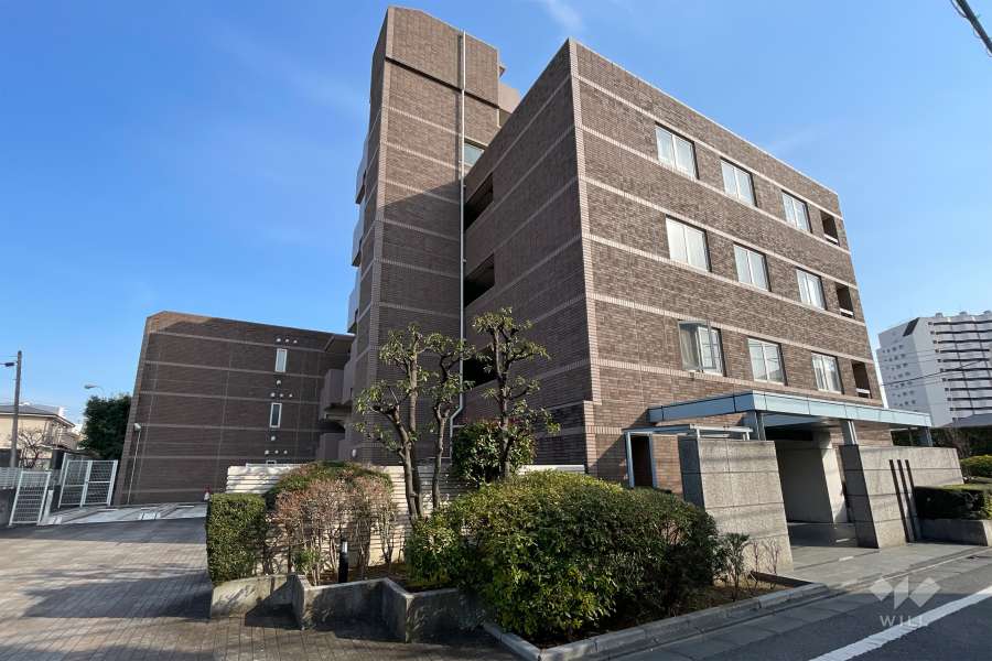 ラアルクス鷹番の外観（北西側から）　　