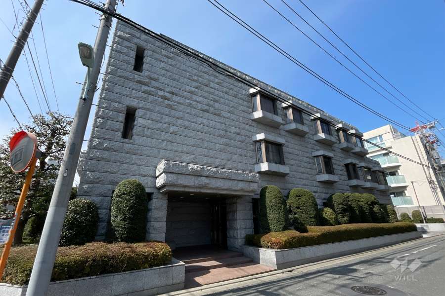 ロワヴェール学芸大学の外観（南東側から）　