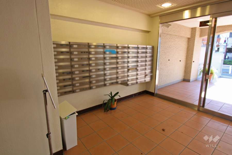 エントランスホール（共用ポスト）