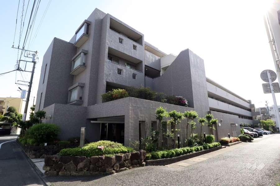 東急ドエルアルス目黒学芸大学の外観(北東側から)