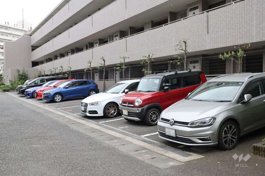 敷地内駐車場（屋外平面式）