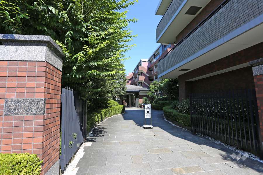 敷地の出入り口