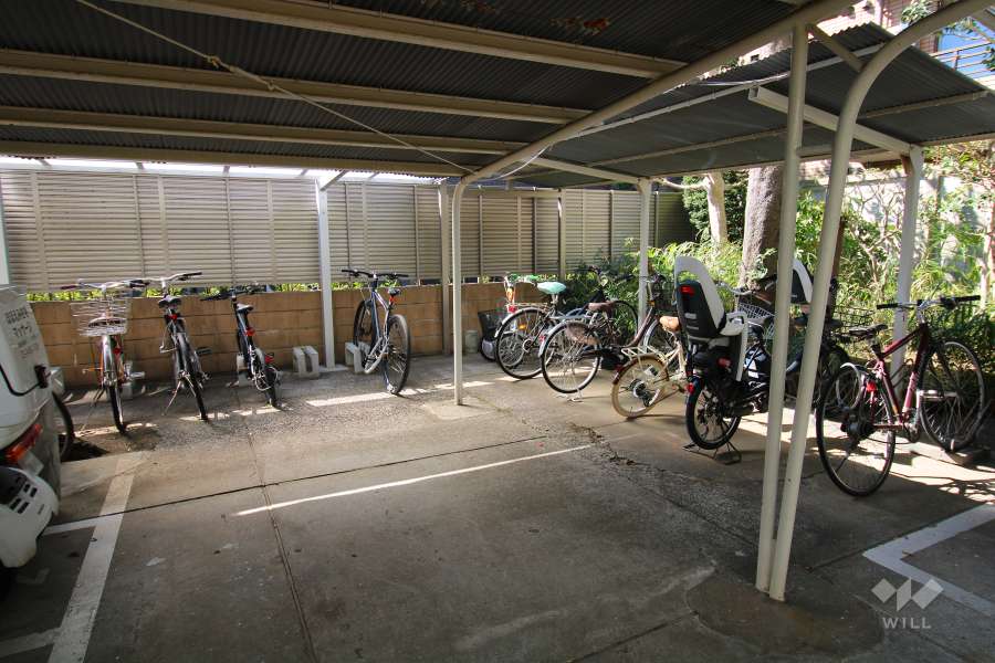 駐輪場、バイク置場